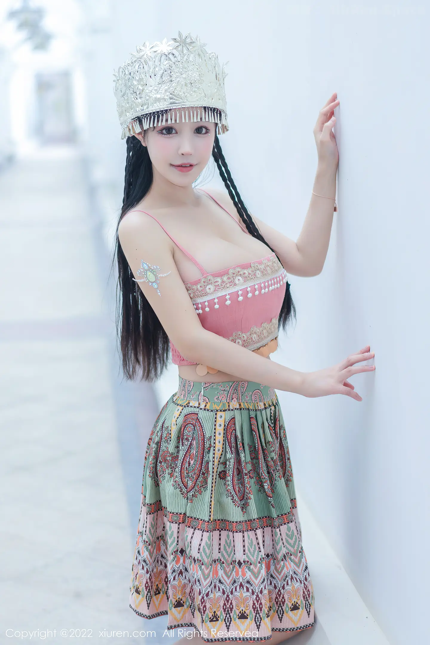 图片[4]-[XiuRen秀人网] VOL.5615 女神朱可儿Flora民族服饰装扮性感粉色吊带露傲人豪乳诱惑写真70P-秀人网官方网站